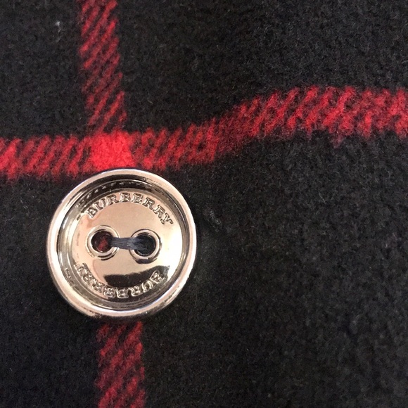 Beautiful Burberry coat - Picture 3 of 7